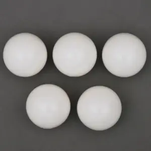 5 weiße Kunststoffkugeln – Deine kreative Leinwand für zeitlose Deko!